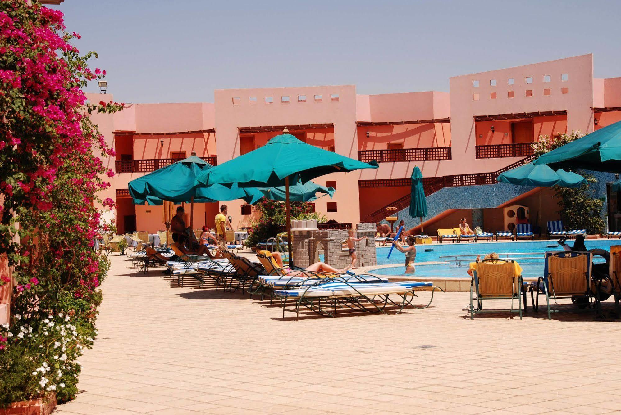Blend Club Aqua Resort Hurghada Exterior photo